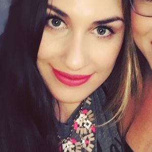 Meet your Posher, Dani